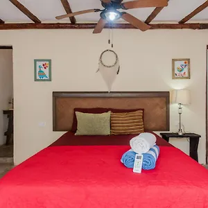 Primitive Selfcheck-in Adults Only México
