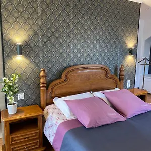 Bed & Breakfast Domaine De La Provencale France