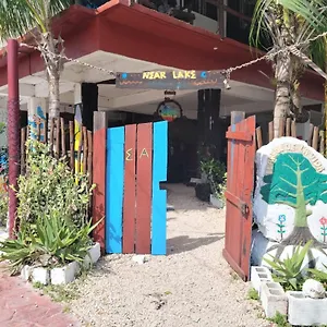 Near México