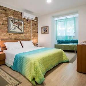 *** Bed & Breakfast Artistic Albania